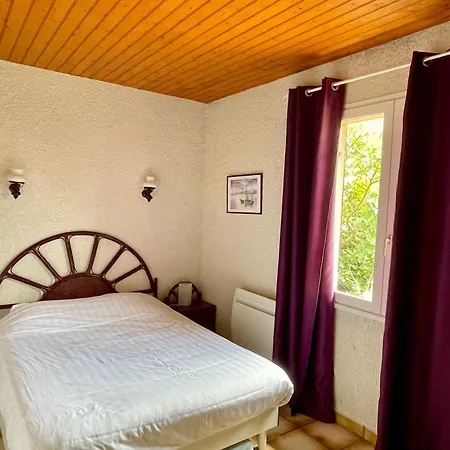 House With Garden And Terrace Close To The Ocean In Lacanau-ocean *